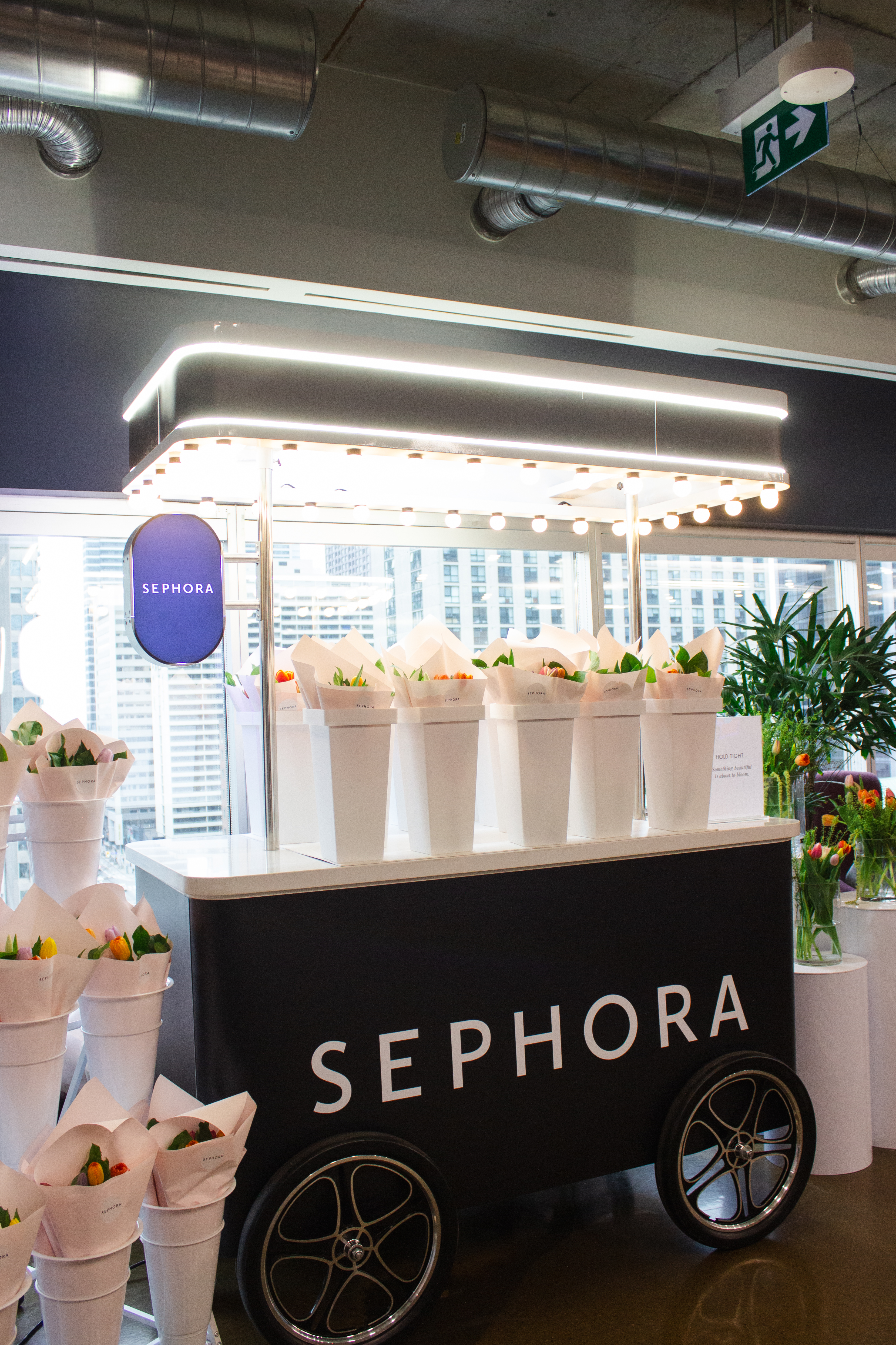 Sephora-Flower-Cart-Hero.jpg